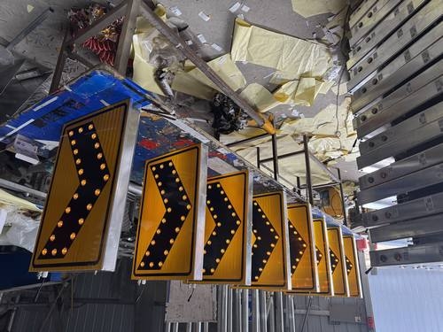 张掖太阳能交通标牌的核心部件是电池,电池多久